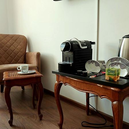 Hotel Splendid Pleven Bagian luar foto